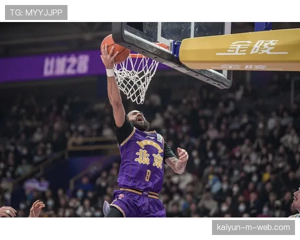 豪斯与里勒双小外搭配效果 北控后卫线轮换迎来新选择